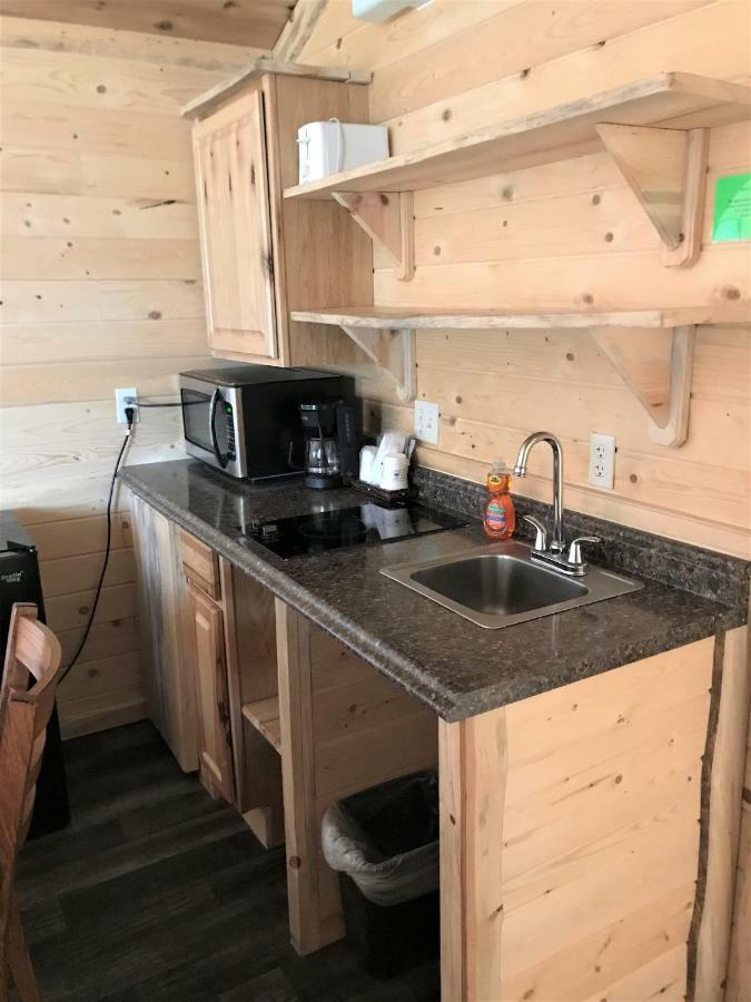 Drift Lodge Island Park Bagian luar foto