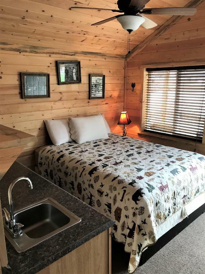 Drift Lodge Island Park Bagian luar foto