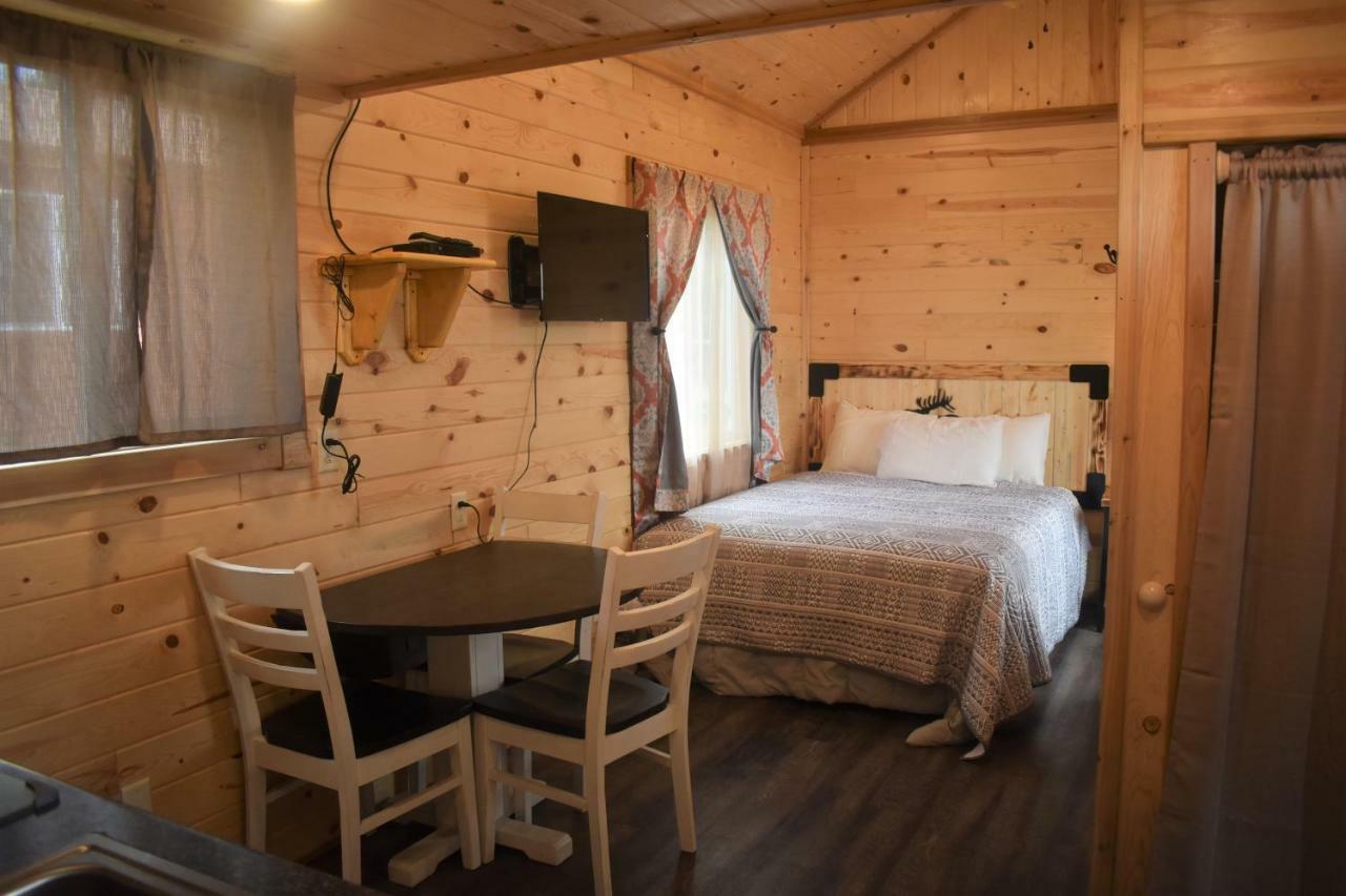Drift Lodge Island Park Bagian luar foto