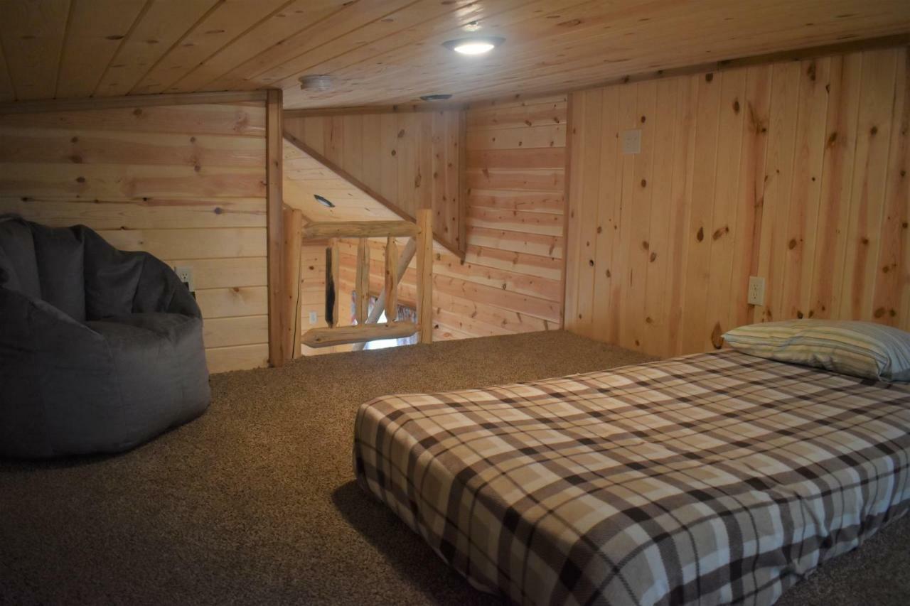 Drift Lodge Island Park Bagian luar foto