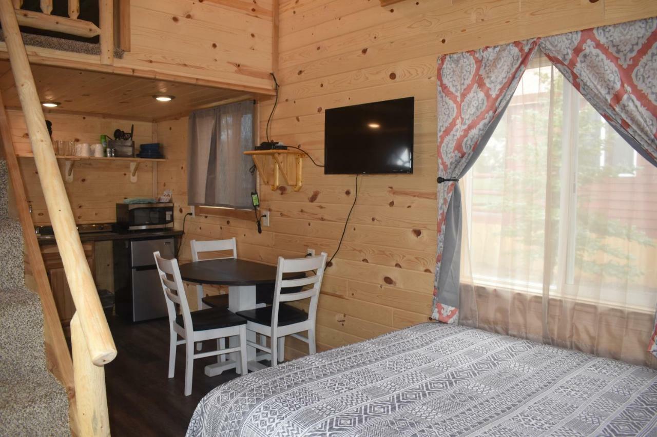 Drift Lodge Island Park Bagian luar foto